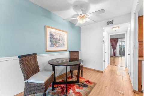 Condo in Clearwater, Florida, 1 bedroom  № 1750859 - photo 10