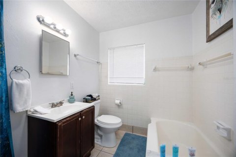 Immobilier commercial à vendre à Bradenton, Floride: 3 chambres, 197.23 m2 № 1919655 - photo 21