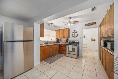 Immobilier commercial à vendre à Bradenton, Floride: 3 chambres, 197.23 m2 № 1919655 - photo 9