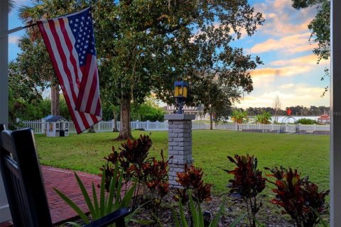 House in DeLand, Florida 4 bedrooms, 307.04 sq.m. № 1886876 - photo 3