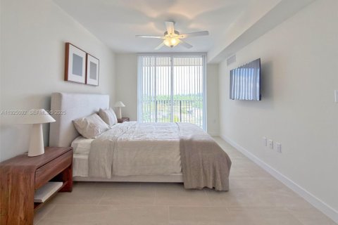 Apartamento en alquiler en Sweetwater, Florida, 2 dormitorios, 479.75 m2 № 1984610 - foto 6