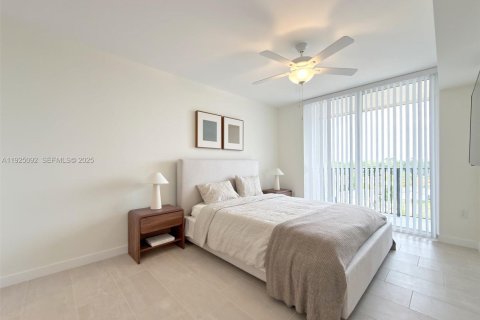 Apartamento en alquiler en Sweetwater, Florida, 2 dormitorios, 479.75 m2 № 1984610 - foto 8