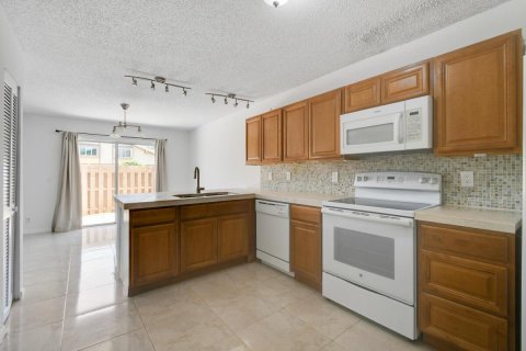 Touwnhouse à louer à Jupiter, Floride: 2 chambres, 94.95 m2 № 2169470 - photo 13