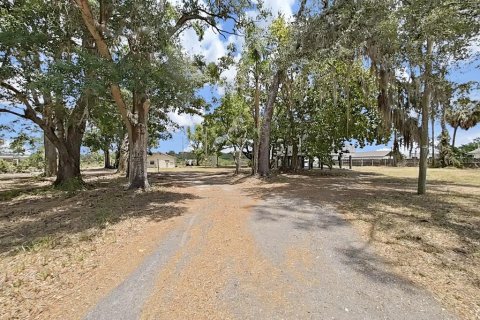 House in Tampa, Florida 2 bedrooms, 84.73 sq.m. № 1678116 - photo 9