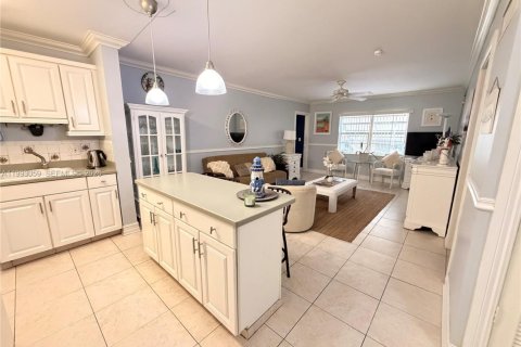Appartement à louer à Hollywood, Floride: 2 chambres, 74.32 m2 № 2057056 - photo 6