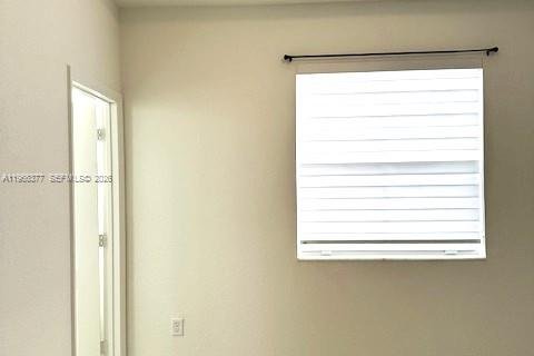 Touwnhouse à louer à Homestead, Floride: 3 chambres, 123.37 m2 № 2028170 - photo 9