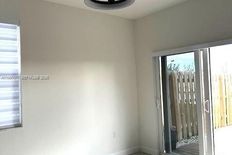 Touwnhouse à louer à Homestead, Floride: 3 chambres, 123.37 m2 № 2028170 - photo 7