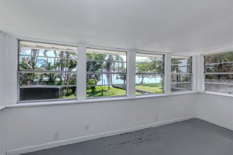 House in Bradenton, Florida 3 bedrooms, 172.61 sq.m. № 1812431 - photo 26