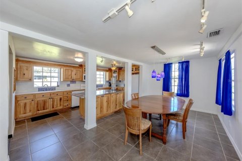 House in Bradenton, Florida 3 bedrooms, 172.61 sq.m. № 1812431 - photo 5