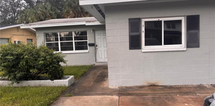 Appartement à Saint Petersburg, Floride 3 chambres, 99.41 m2 № 2412708