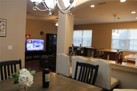 Townhouse in Tampa, Florida 4 bedrooms, 224.45 sq.m. № 2376779 - photo 25