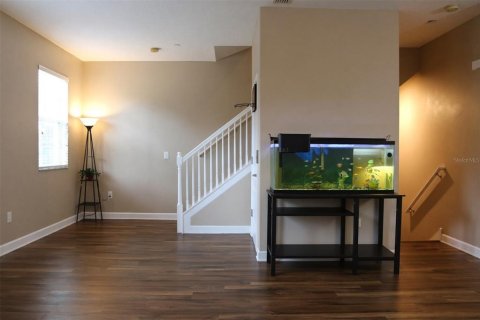 Townhouse in Tampa, Florida 4 bedrooms, 224.45 sq.m. № 2376779 - photo 20