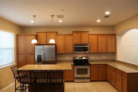 Townhouse in Tampa, Florida 4 bedrooms, 224.45 sq.m. № 2376779 - photo 28