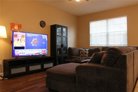 Townhouse in Tampa, Florida 4 bedrooms, 224.45 sq.m. № 2376779 - photo 30