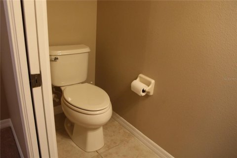 Townhouse in Tampa, Florida 4 bedrooms, 224.45 sq.m. № 2376779 - photo 15