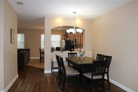 Townhouse in Tampa, Florida 4 bedrooms, 224.45 sq.m. № 2376779 - photo 23