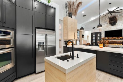 Villa ou maison à vendre à Kissimmee, Floride: 4 chambres, 335.01 m2 № 1552085 - photo 23