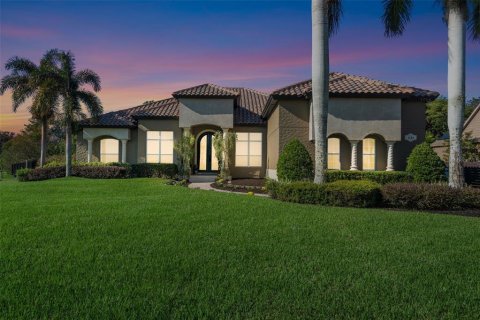 Villa ou maison à vendre à Kissimmee, Floride: 4 chambres, 335.01 m2 № 1552085 - photo 1
