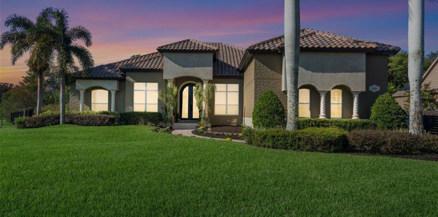 House in Kissimmee, Florida 4 bedrooms, 335.01 sq.m. № 1552085