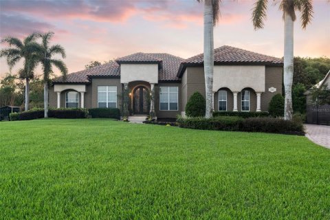 Villa ou maison à vendre à Kissimmee, Floride: 4 chambres, 335.01 m2 № 1552085 - photo 4