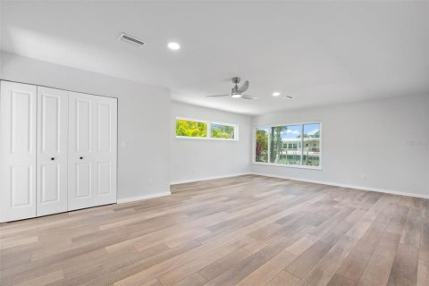 Casa en venta en Holmes Beach, Florida, 4 dormitorios, 264.4 m2 № 2101650 - foto 21