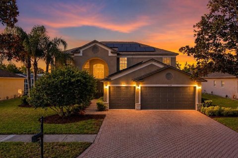 Casa en Land O' Lakes, Florida 5 dormitorios, 271.55 m2 № 2203553