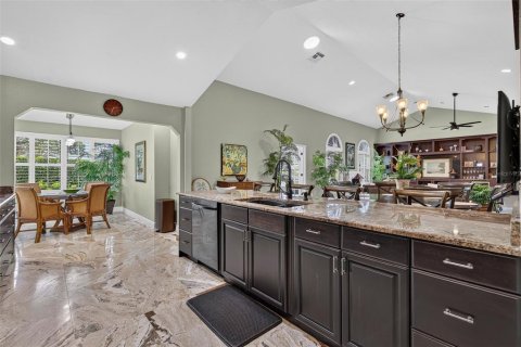 Casa en venta en Tarpon Springs, Florida, 3 dormitorios, 252.04 m2 № 2266604 - foto 18