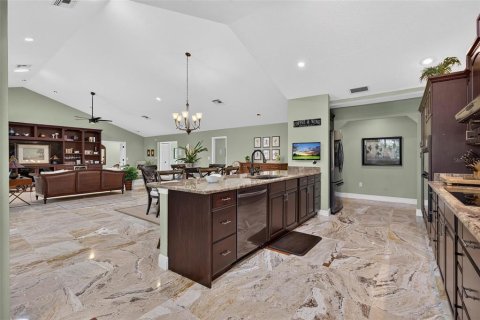 Casa en venta en Tarpon Springs, Florida, 3 dormitorios, 252.04 m2 № 2266604 - foto 13