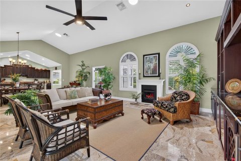 Casa en venta en Tarpon Springs, Florida, 3 dormitorios, 252.04 m2 № 2266604 - foto 5