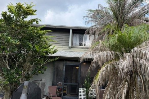 Condo in Ormond Beach, Florida, 2 bedrooms № 2202922 - photo 4