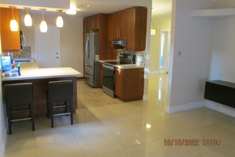 Casa en alquiler en Cooper City, Florida, 3 dormitorios, 148.83 m2 № 2085652 - foto 7