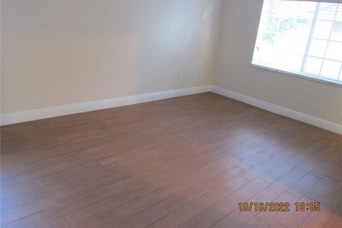 Casa en alquiler en Cooper City, Florida, 3 dormitorios, 148.83 m2 № 2085652 - foto 12