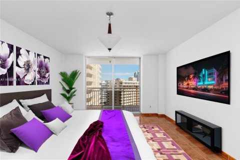 Copropriété à louer à Hallandale Beach, Floride: 1 chambre, 80.82 m2 № 1936395 - photo 2