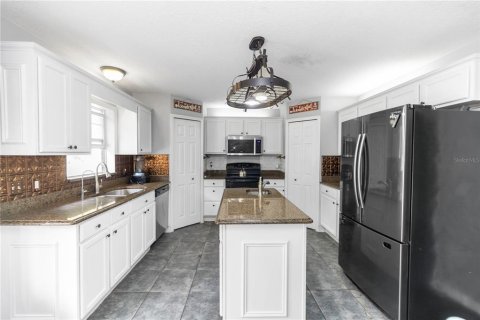 Villa ou maison à vendre à Leesburg, Floride: 4 chambres, 273.88 m2 № 1782777 - photo 9