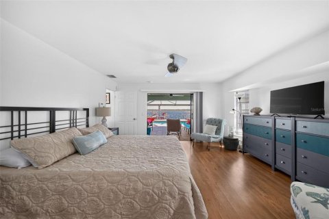 Villa ou maison à vendre à Port Charlotte, Floride: 4 chambres, 201.97 m2 № 2407028 - photo 24
