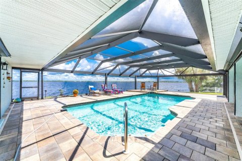 Villa ou maison à vendre à Port Charlotte, Floride: 4 chambres, 201.97 m2 № 2407028 - photo 3