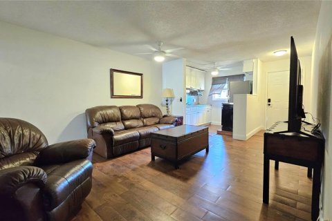 Condo in Clearwater, Florida, 2 bedrooms  № 1518778 - photo 5