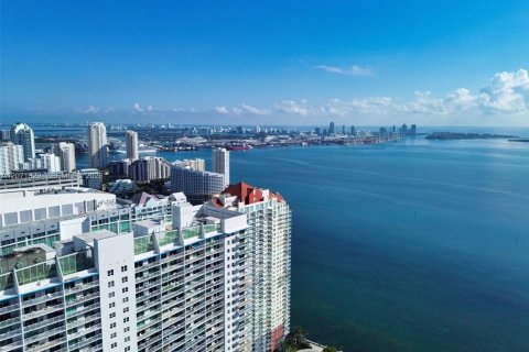 Copropriété à louer à Miami, Floride: 2 chambres, 99.59 m2 № 2303674 - photo 13