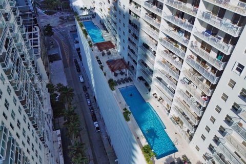 Copropriété à louer à Miami, Floride: 2 chambres, 99.59 m2 № 2303674 - photo 15
