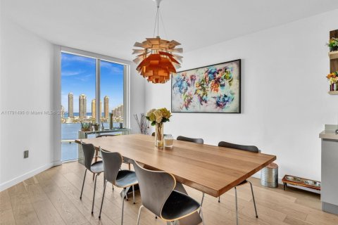 Condo in Aventura, Florida, 3 bedrooms  № 1727354 - photo 7