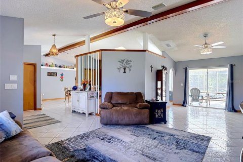 Casa en venta en Spring Hill, Florida, 3 dormitorios, 167.41 m2 № 2361296 - foto 8