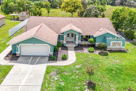 Casa en Spring Hill, Florida 3 dormitorios, 167.41 m2 № 2361296