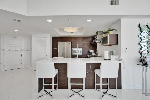 Copropriété à vendre à Sunny Isles Beach, Floride: 3 chambres, 135.45 m2 № 1926256 - photo 16