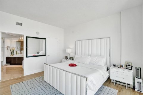 Copropriété à vendre à Sunny Isles Beach, Floride: 3 chambres, 135.45 m2 № 1926256 - photo 24