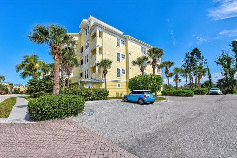 Condominio en venta en Englewood, Florida, 3 dormitorios, 160.63 m2 № 1718637 - foto 5