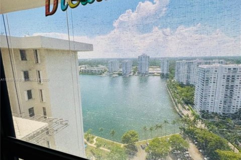 Copropriété à vendre à Aventura, Floride: 2 chambres, 96.9 m2 № 1936679 - photo 25