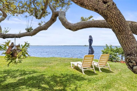 Condo in Dunedin, Florida, 2 bedrooms  № 1856526 - photo 5