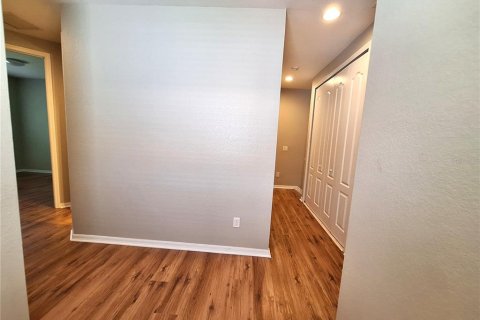 Townhouse in Oviedo, Florida 3 bedrooms, 162.86 sq.m. № 1866636 - photo 14