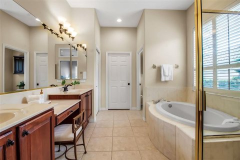 Casa en venta en Lakewood Ranch, Florida, 4 dormitorios, 254.74 m2 № 1899217 - foto 14