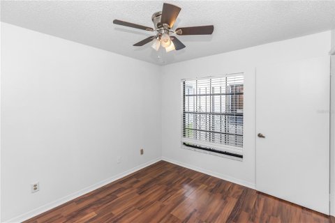 Casa en alquiler en Orlando, Florida, 3 dormitorios, 148.64 m2 № 1904876 - foto 20